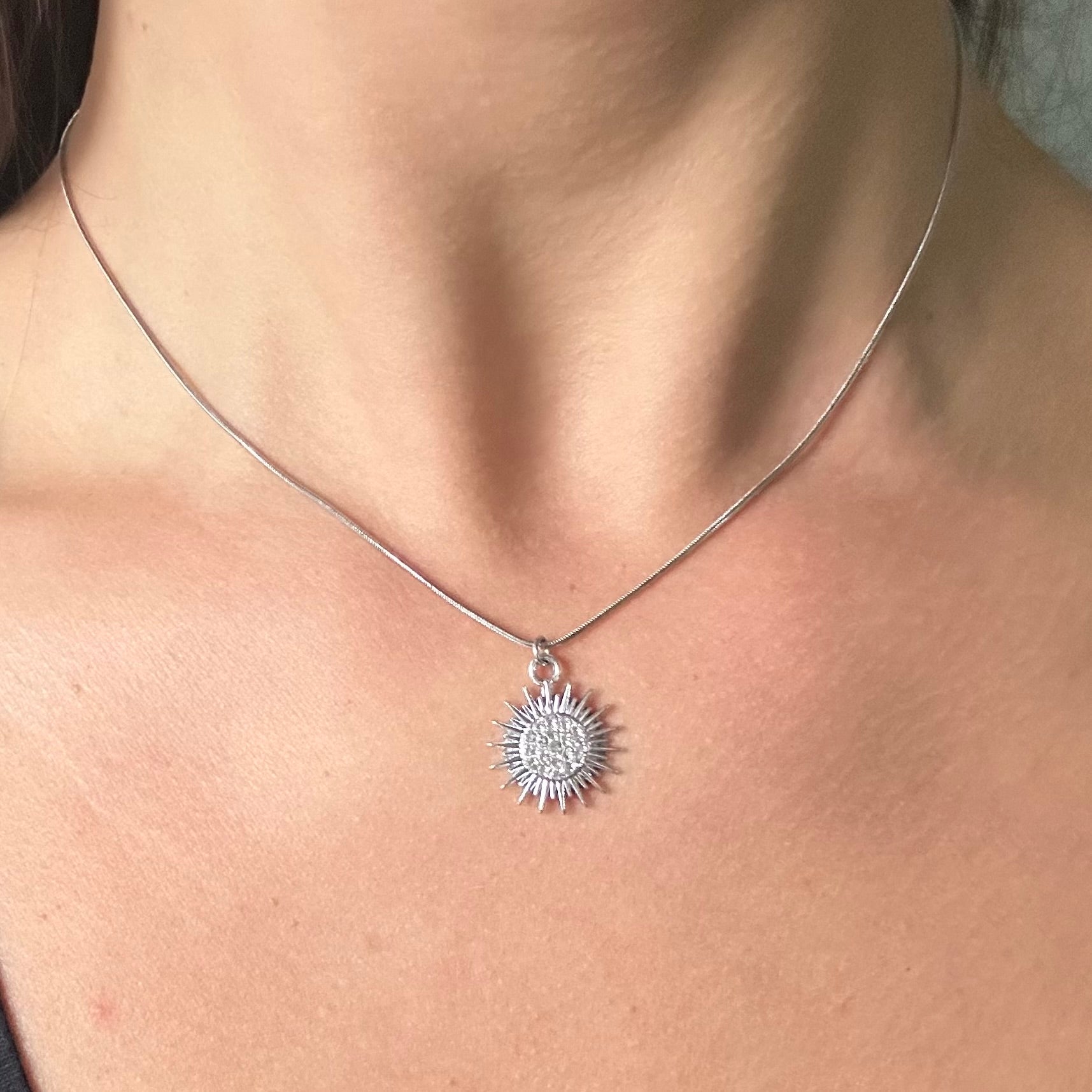 Collana in Acciaio con Ciondolo Fiocco di Neve e Cristalli